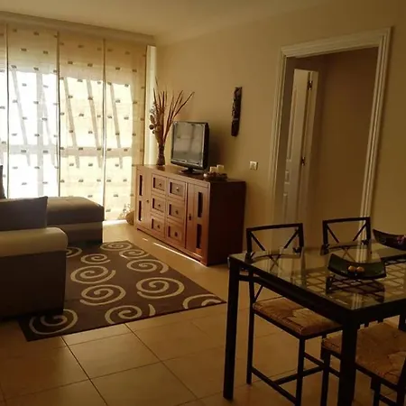 Residencial Cary Ii - Familiar 公寓 *
